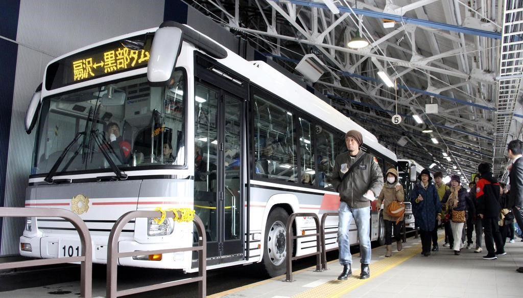 Masa Depan Transportasi di Jepang: Shinkansen dan Mobil Listrik dalam Era Inovasi Ramah Lingkungan